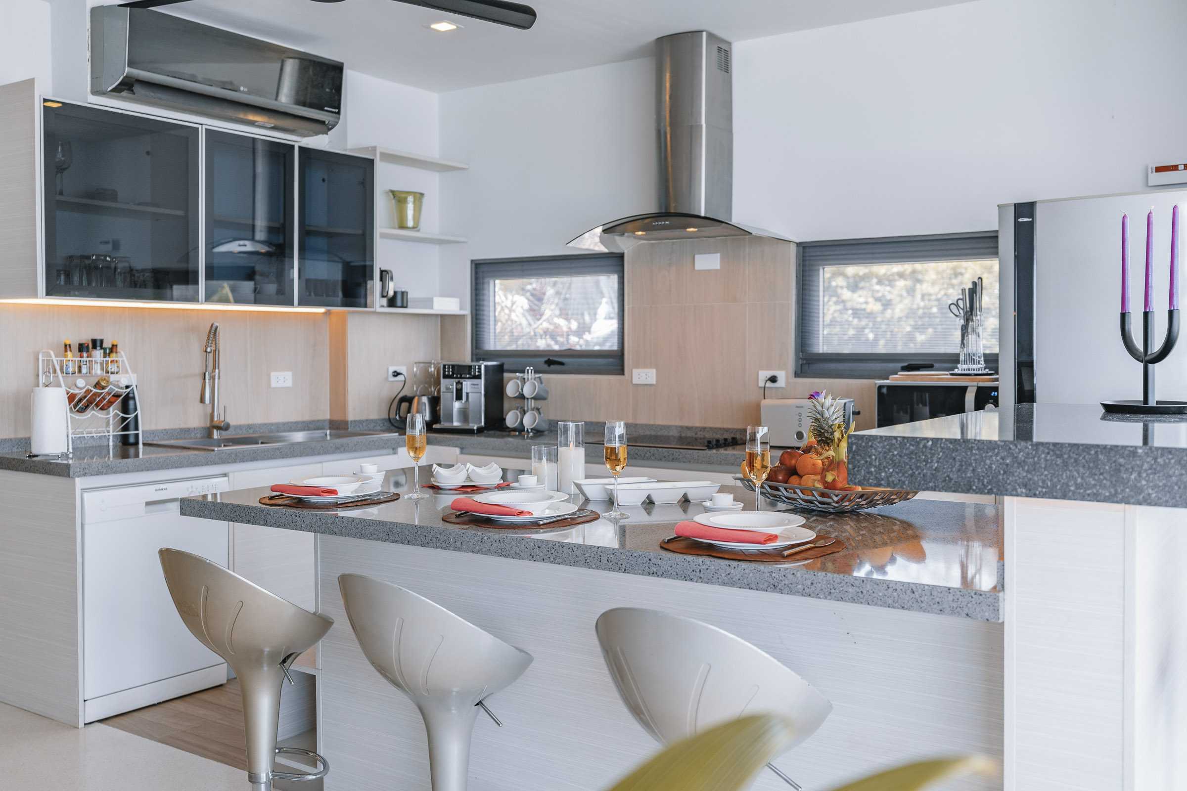 Fully equipped kitchen