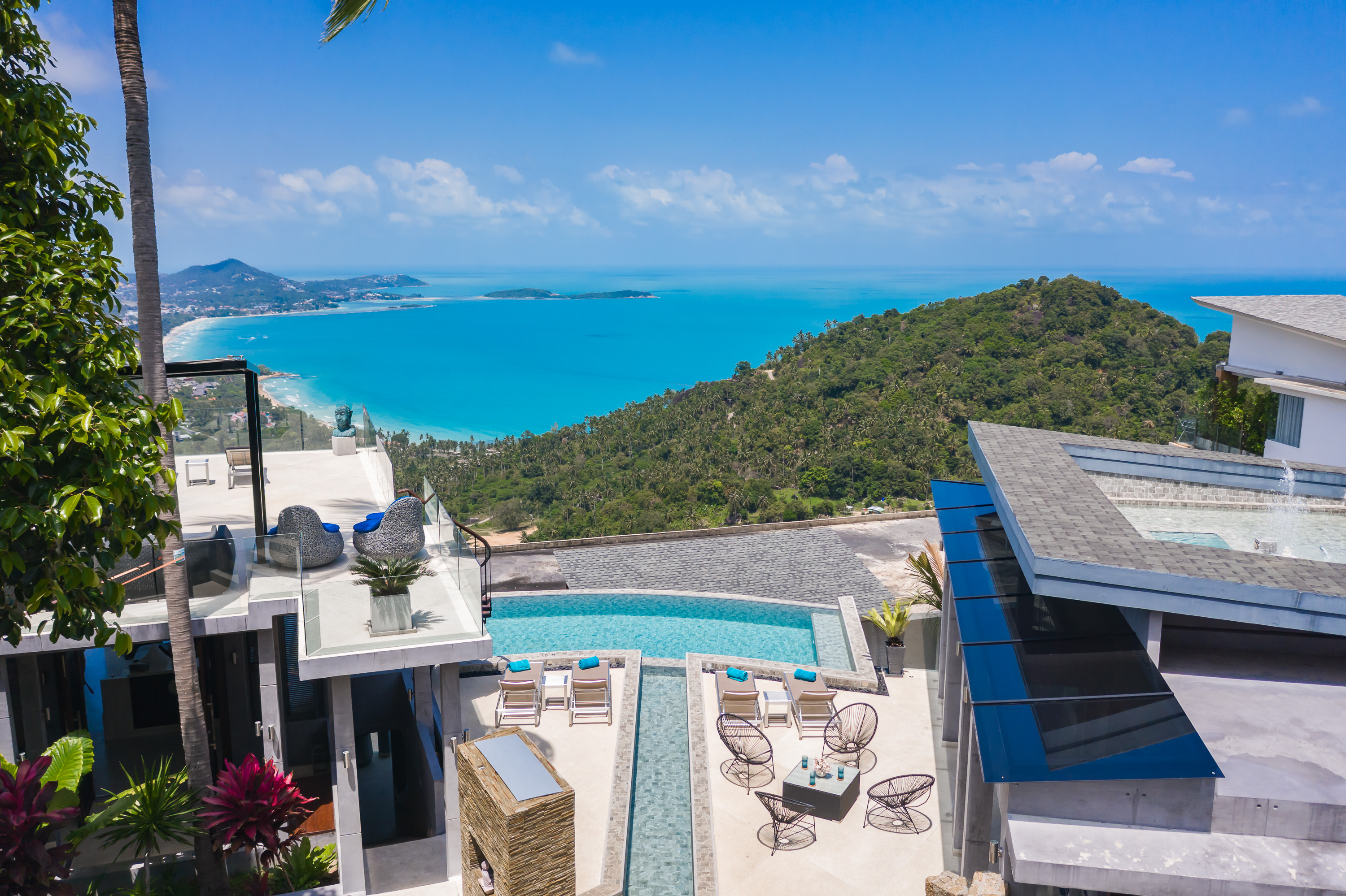 Elevated view over the villa, pool and the Gulf